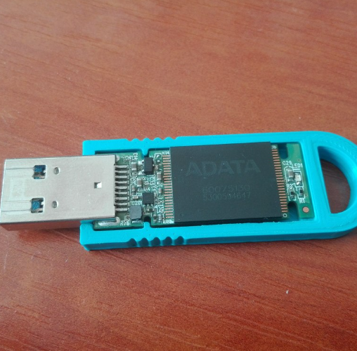 USB flash drive case