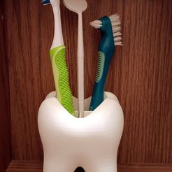 64b61849-f351-4f06-b2c8-b70e75b377b8.jpg Fichier 3D gratuit Porte-brosse à dents Porte-brosse à dents・Design pour imprimante 3D à télécharger