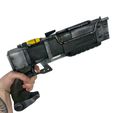 Fallout-laser-pistol-prop-replica-by-blasters4masters-6.jpg Laser gun Fallout 4 Weapon Replica Prop