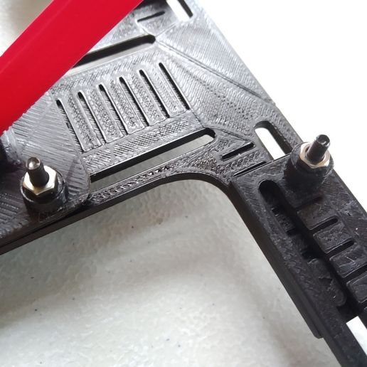 IMG_20190702_134520.jpg Adjustable RC Body Shell Display Chassis for 1/10 or M Chassis