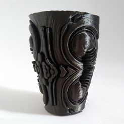 2_thingiverse.jpg Alien Vase