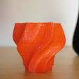 Capture d’écran 2017-07-24 à 15.50.04.png STL file Twisted Star Vase・3D printing model to download