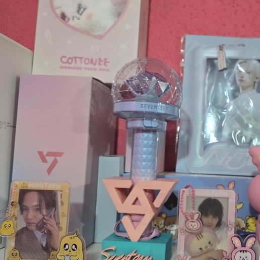 Base / Soporte SEVENTEEN Lightstick Stand