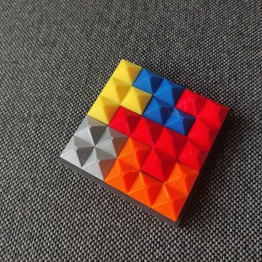 91e6f27d-a0b1-4713-9b46-a23195e84792.jpg Puzzle à blocs logiques Printris