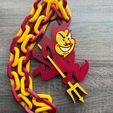 491468038_1009708338035774_4047264047237944200_n.jpg Arizona State Sun Devils Oversized Collar, Cadena Colgante