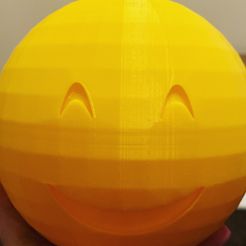 EEEI5336.jpg OBJ-Datei Low Poly Lächeln Emoji Sparschwein・3D-druckbares Modell zum Herunterladen
