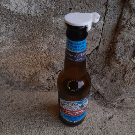 Beer opener and cork