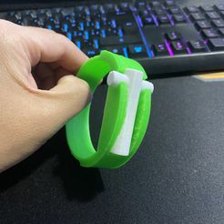 IMG_8356.jpg Free STL file M5 Nut Screwdriver Portable Bracelet Accessories for FPV Drones Mount Action Cam・3D print model to download
