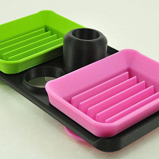 DishesAndTrayUnpolished_Angled.jpg Sistema de plato de jabón de ducha intercambiable