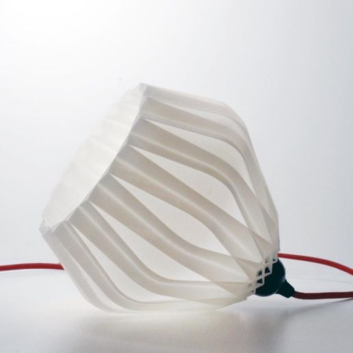 suzana_lamp_le_fab_shop.jpg Zuzanna Lamp