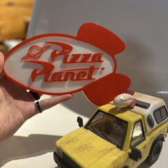 unnamed-3.jpg Fichier 3MF Logo du restaurant Pizza Planet Toy Story Pixar - Impression multicolore・Plan pour impression 3D à télécharger