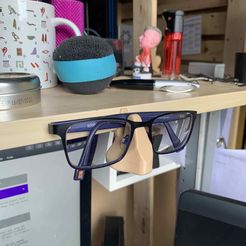 3D printed Foldable Glasses Case, 😎 Cool 3D printable foldable glasses  case! 🌞 Could be very useful for summer sunglasses! 💡 Ingenious creation  made by Filar3D 💜 STL file:, By Cults.