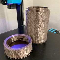 Cylinder textured box