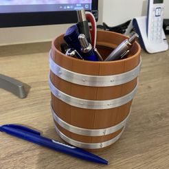 IMG_4366.jpg STL file Barrel-shaped pencil cup・Design to download and 3D print