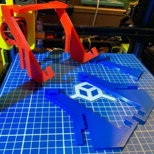 IMG_0320.jpg Honey Bucket Rack