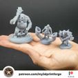 My3dprintforge-printed-february-release2.jpg Minotaur with axe 32mm and 75mm pre-supported
