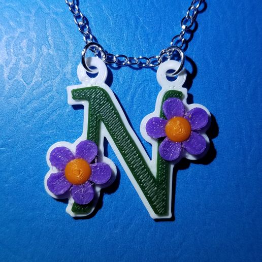 N Pendant Image (3).jpg N Pendentif fleur