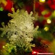 01.jpg Real snowflake - Christmas Tree decoration - size: 128mm