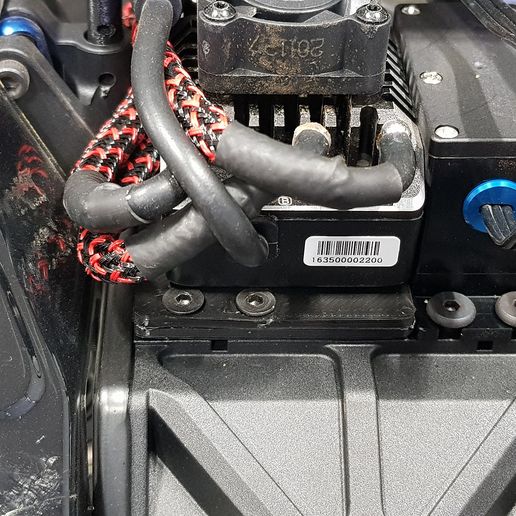 i11322-3.jpg VANQUISH VS4-10 PRO/ULTRA SWITCH MOUNT FOR HOBBYWING FUSION