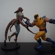 D002.JPG X-men Diorama: Wolverine vs the Brood.