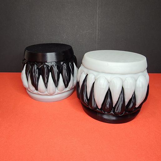 20230825_205856.jpg Jaw-o-ween