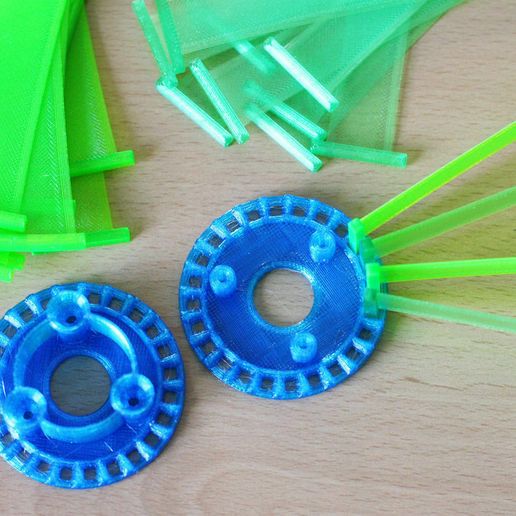 construct_sail.jpg Buntes Windrad