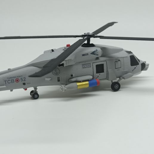 IMG_20251106_110349.jpg Helicóptero SH-60 SeaHawk