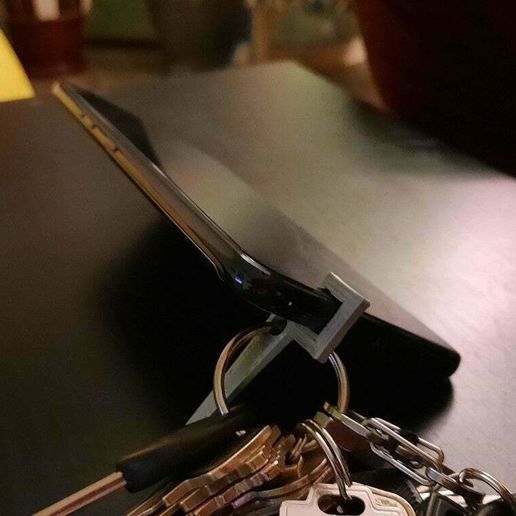 download_20201216_192014.jpg Kleinster winkelverstellbarer Telefonständer für Schlüsselanhänger
