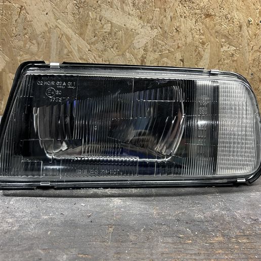 Suzuki Vitara MK1 Headlight Custom Parts – DRL Lens, Clear Turn Signal & Inner Eyelid