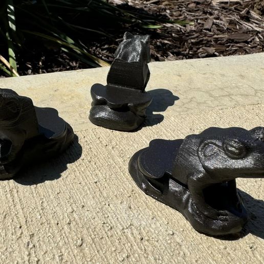 Potted Plant Pot Feet (frog design) STL File for 3D printingCults