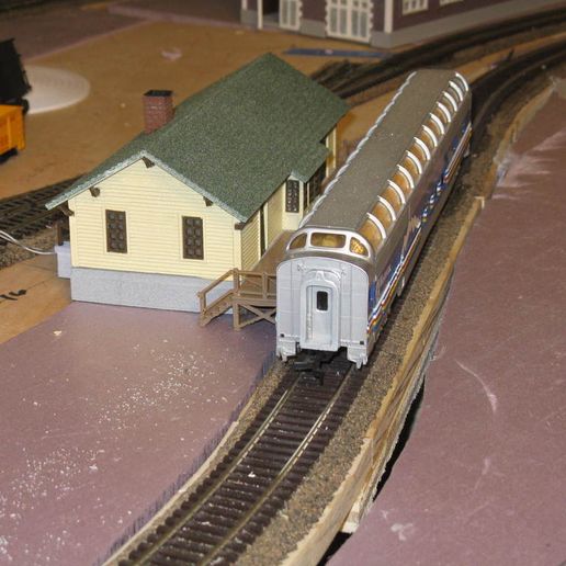 39c6549165f0bb1c719f37bbcd41d720_display_large.JPG HO Scale Small Town Station