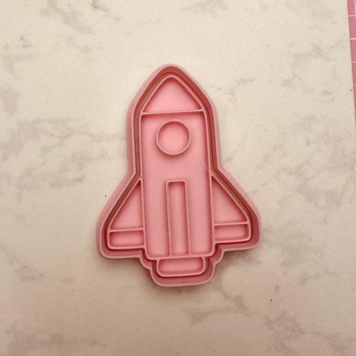 WhatsApp-Image-2025-11-26-at-11.45.14-AM.jpeg cutting rocket