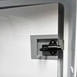 Dometic.jpg Dometic, fermeture du compartiment congélation