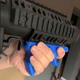 81466662_2439345326277058_9043517146008649728_n.jpg Archivo STL Angled Foregrip Nigthstrike (agarre de paintball airsoft)・Modelo para descargar e imprimir en 3D