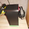 20240105_084551.jpg Xbox X series controller and headset holder