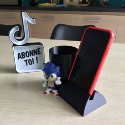 IMG_0438.jpg Free STL file Pen holder - Phone holder・Template to download and 3D print, MarieGraphiste3D