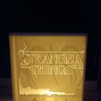 photo_2025-12-29_02-19-50-2.jpg BOOKLAMP STRANGER THINGS BOUGIE THÉ LED