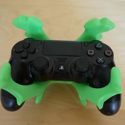 DSC05428.jpg STL file PS4 Controller Holder・3D printable model to download