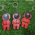 WhatsApp-Image-2021-10-01-at-4.41.57-PM.jpeg SQUID SOLDIERS KEYCHAIN SET (OPTIMIZED FOR 3-COLOR PRINTING)