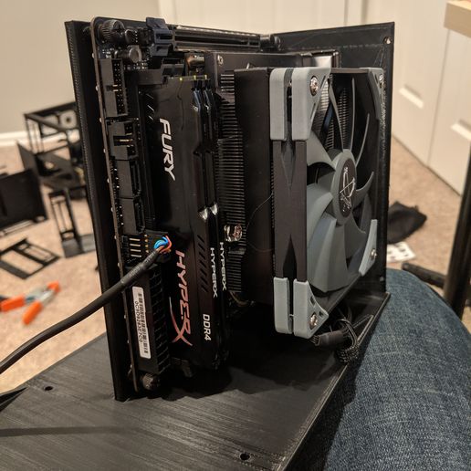 IMG_20190513_132828.jpg 6.6L & 7.8L Mini-ITX SFF PC Case