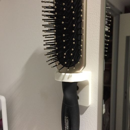 Support4.JPG MaccBass hair brush holder