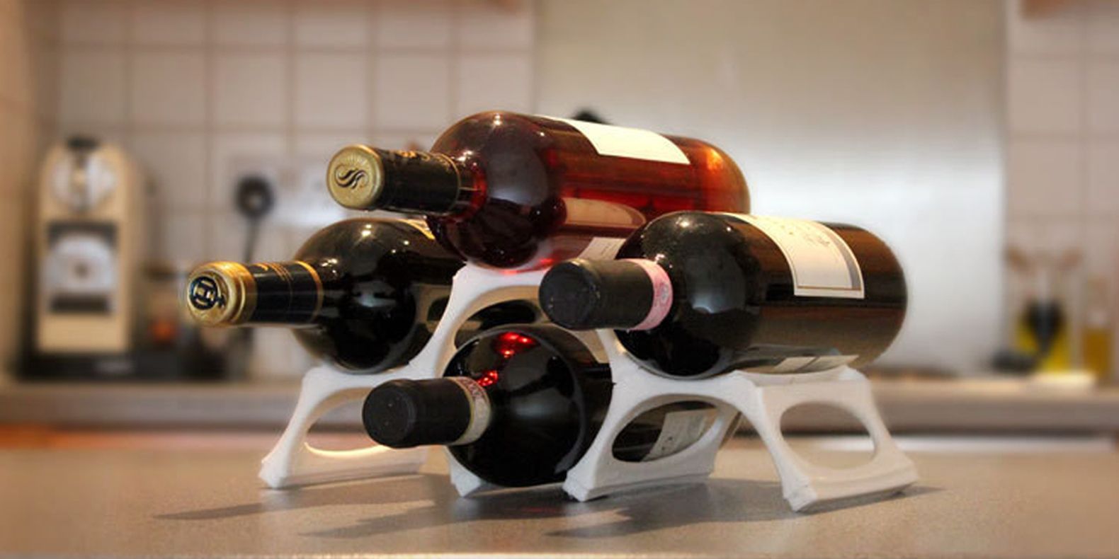 Encuentre aquí una selección de los mejores modelos 3D por el vino para hacer con una impresora 3D