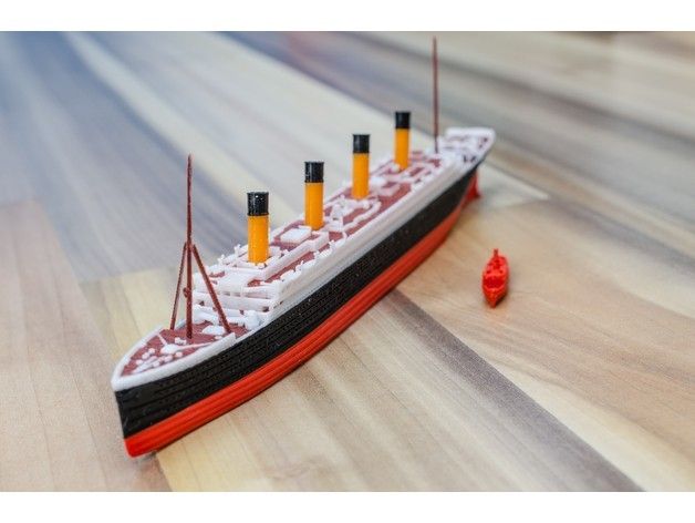 bfef2f90a4b833a80edf641ac9b5ef52_preview_featured.jpg Download free STL file RMS TITANIC - scale 1/1000 • 3D printer object, vandragon_de