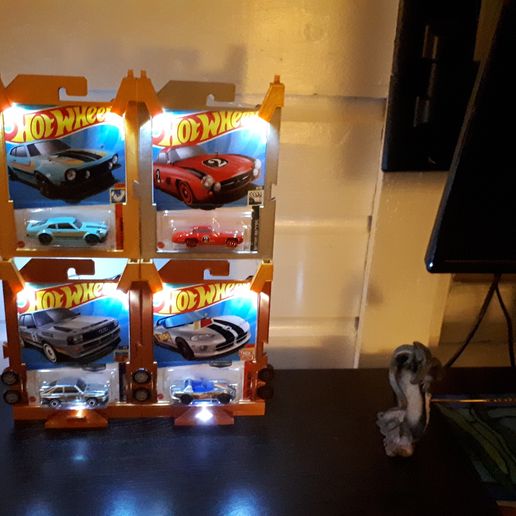 🖼️ Hotwheels Display full frame stand with light up base