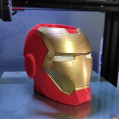 Ironman_01.jpeg OBJ file Ironman Plant pot / maceta Ironman・3D printing template to download