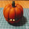 HW21_10med.jpg Halloween thermal detonator pumpkin