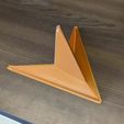 ad9799a3-50df-4113-829f-796a270c2bc2.jpg Triangular Pyramid Model Aircraft Stand