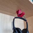 20240225_134410.jpg Holder under table for headphones / headset / headphone