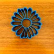 91234777_818790295193314_6848453034259775488_n.jpg STL file Daisy Flower Cookie Cutter・3D printing design to download, dwain