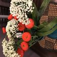 IMG_0713.JPG Hershey's Kiss Pendant/Flowers Fixed